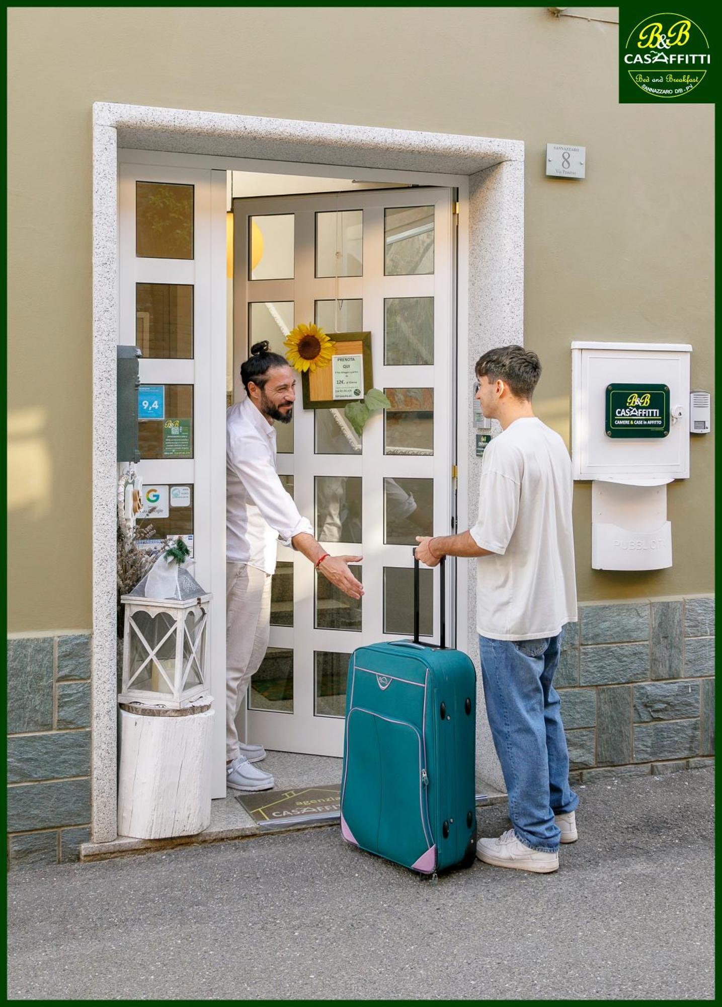 B&B Casaffitti Sannazzaro de' Burgondi Luaran gambar